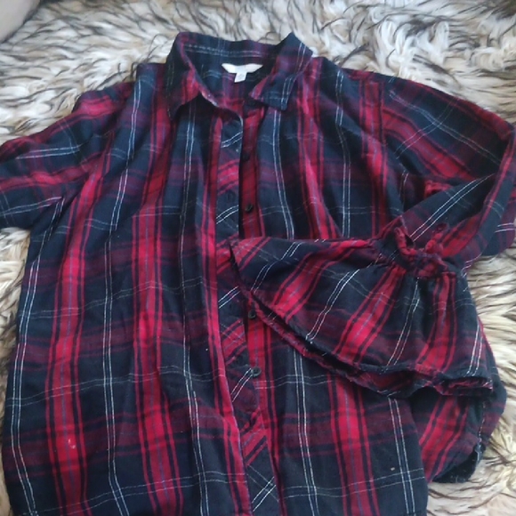 Time and Tru Red and Black Checkered Shirt. Rufffle Sleeves - Picture 1 of 3